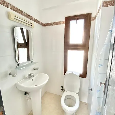 3 Bedroom Holiday Close To Casinos *